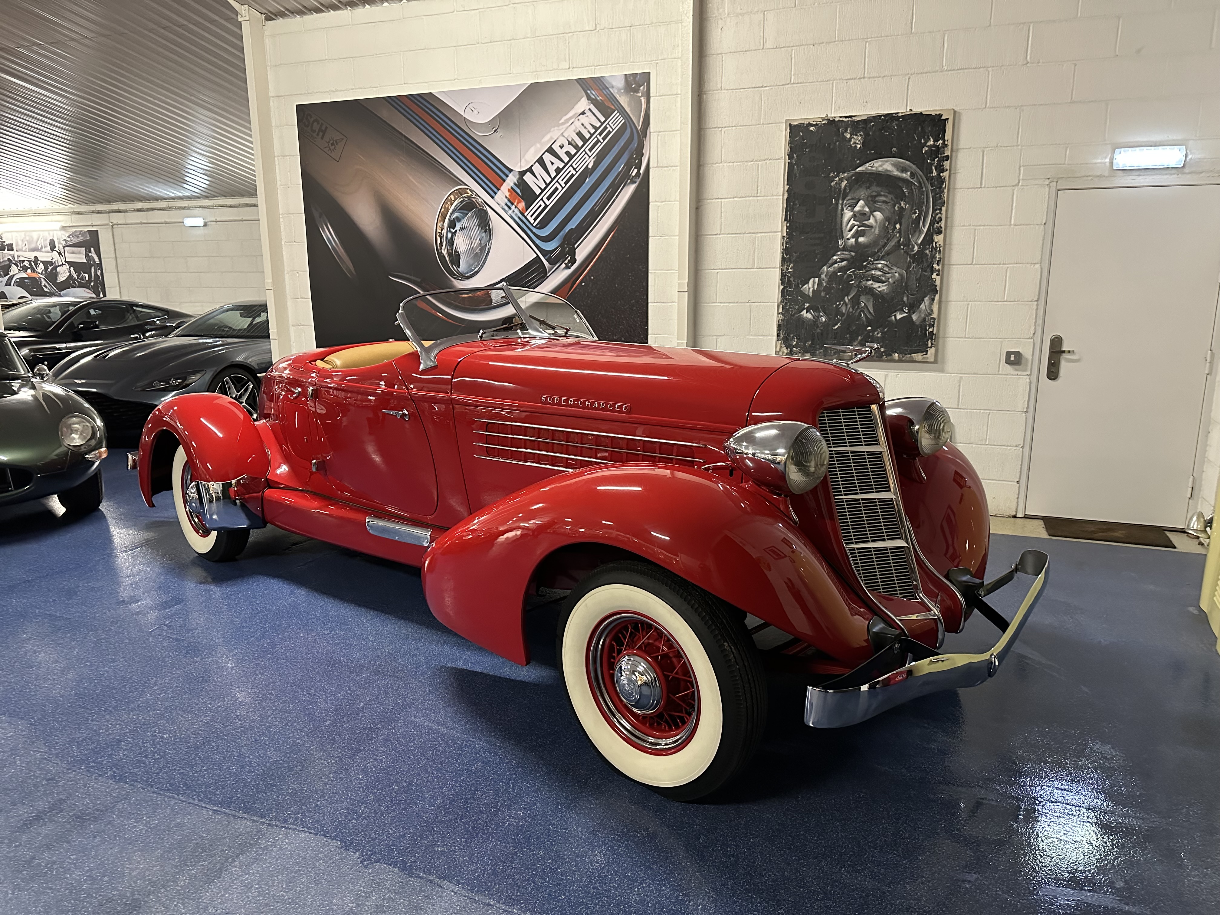 851 Boat Tail Speedster